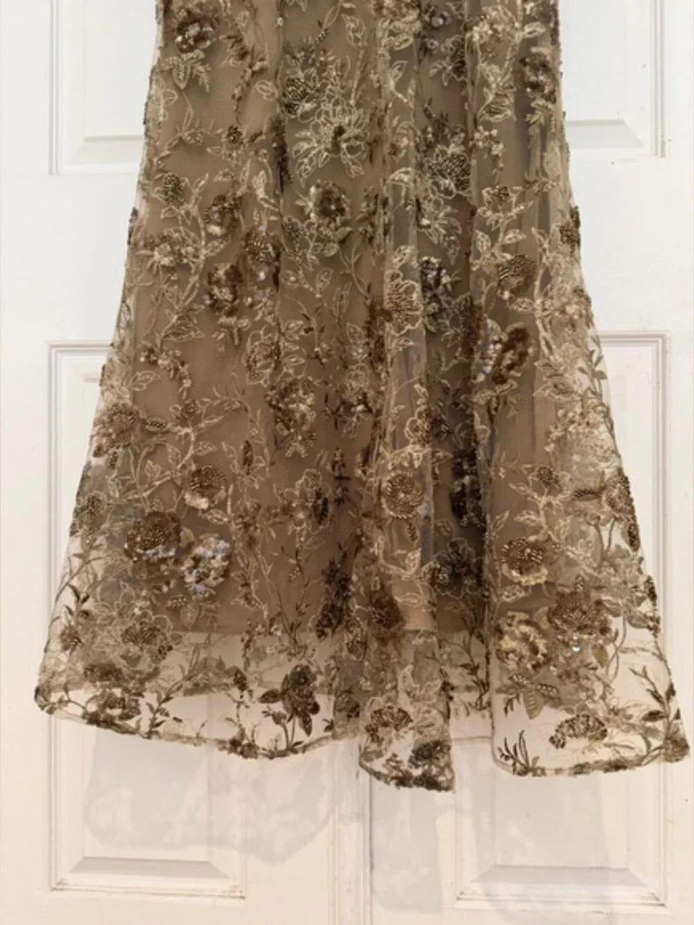 House Of CB Elegant Gold Floral Embroidered Gown. - Picture 12 of 15